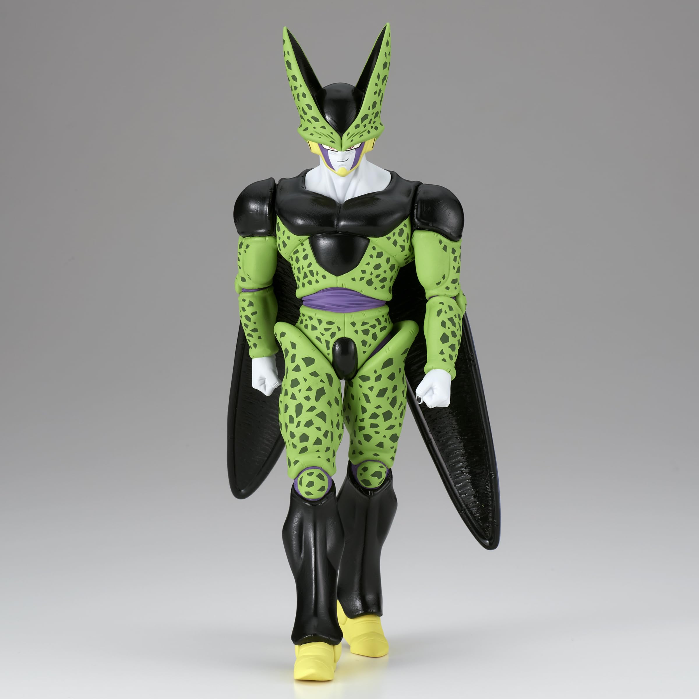 Banpresto Cell three-quarter closeup highlighting facial detail and paint accuracy benefit realism