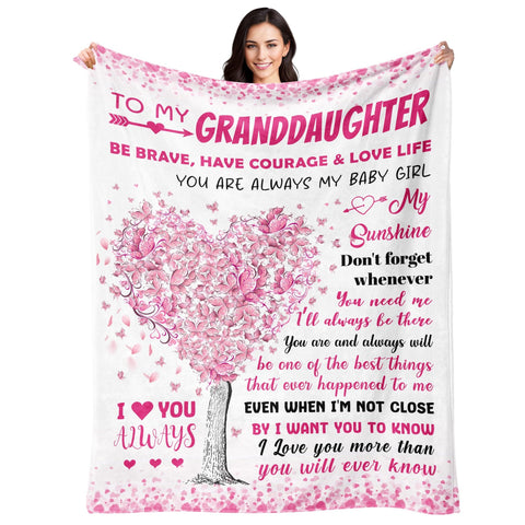 BAOERN front view of granddaughter blanket showing message and pink color, ideal gift