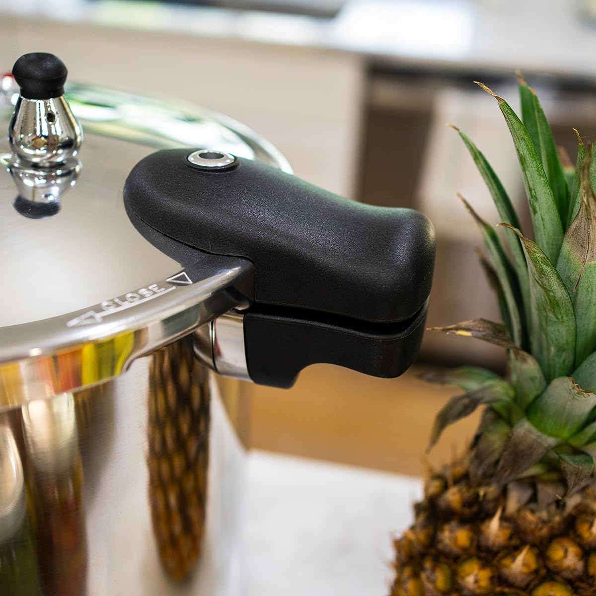 Barton on stove in active use highlighting fast stovetop cooking
