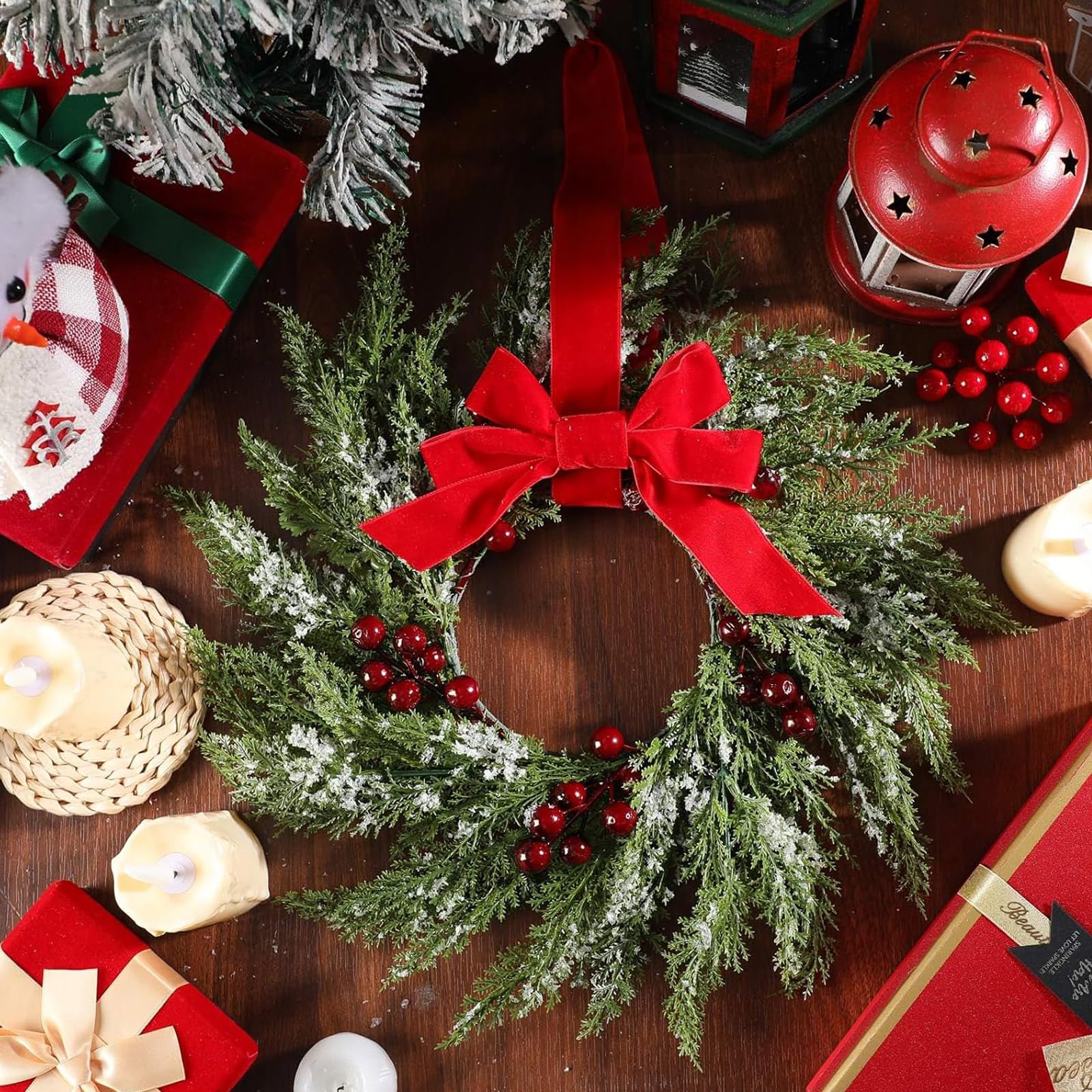 Barydat close-up of realistic pine needles and red berries for authentic look