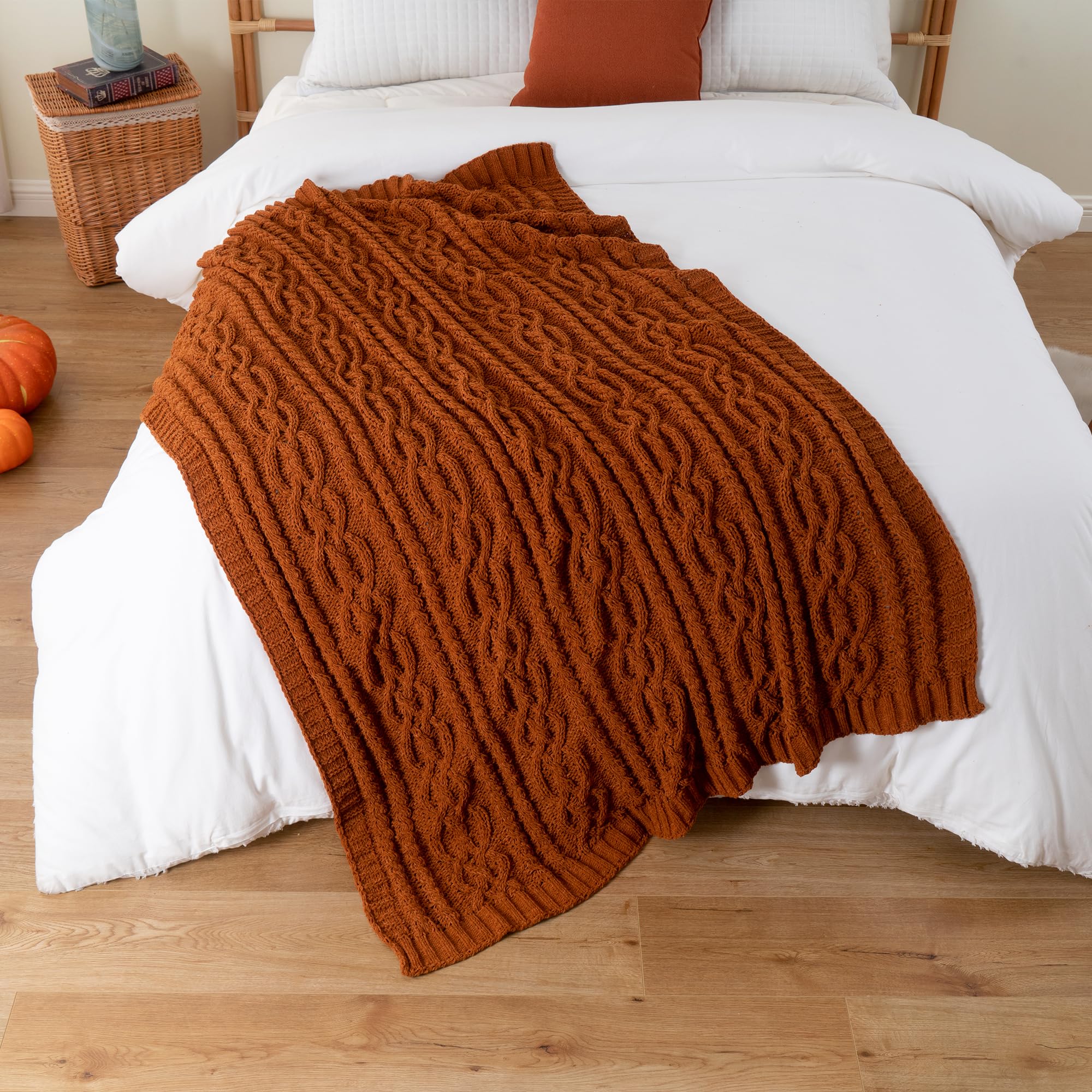 battilo home edge and stitch detail showing knit quality and durable finish benefit