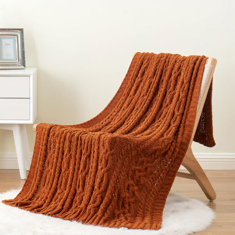 battilo home used outdoors at picnic showing lightweight warmth and versatility benefit