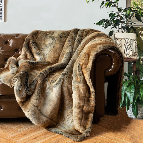 BATTILO HOME pet resting on throw illustrating pet-friendly comfort benefit