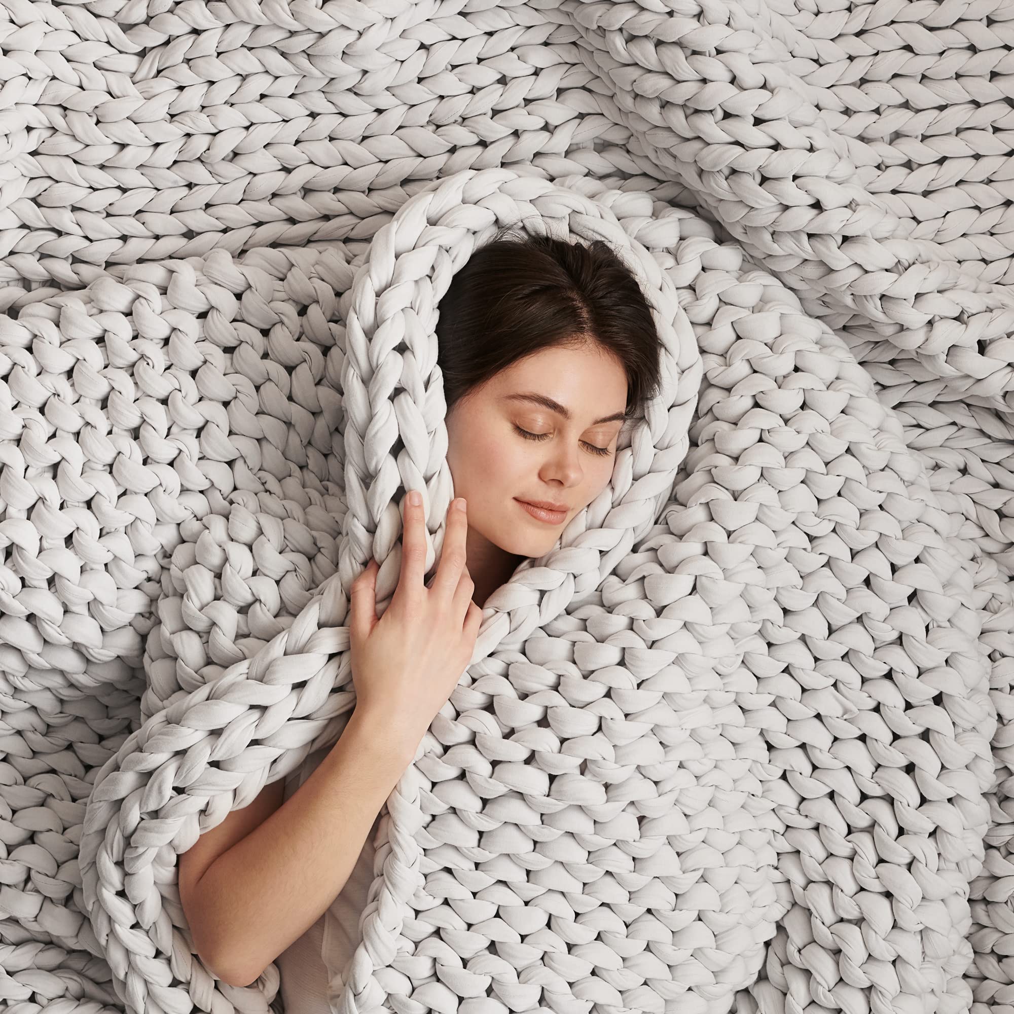 Bearaby front view Moonstone Grey showing elegant breathable blanket benefit