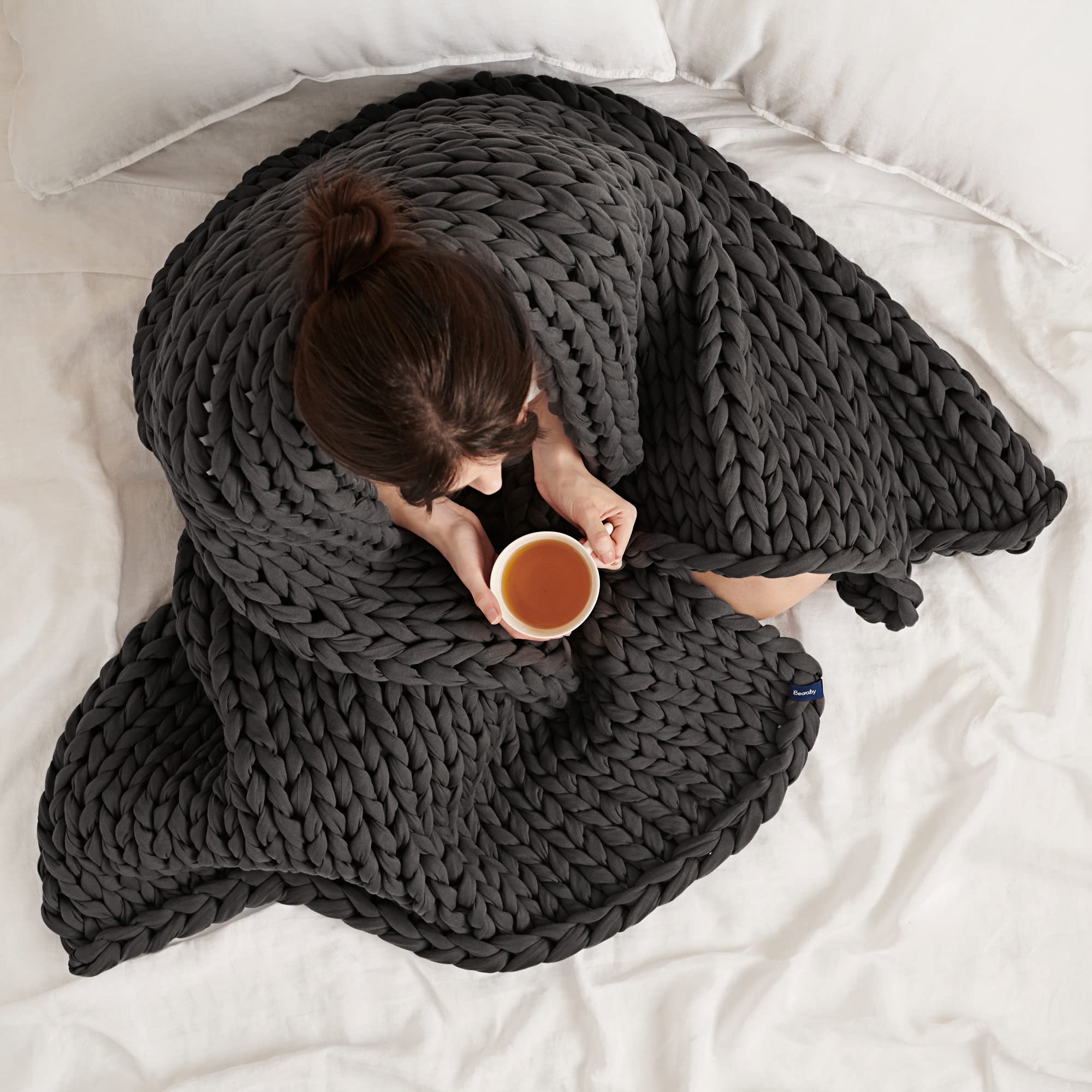 Bearaby Napper spread to illustrate even weight distribution across fabric