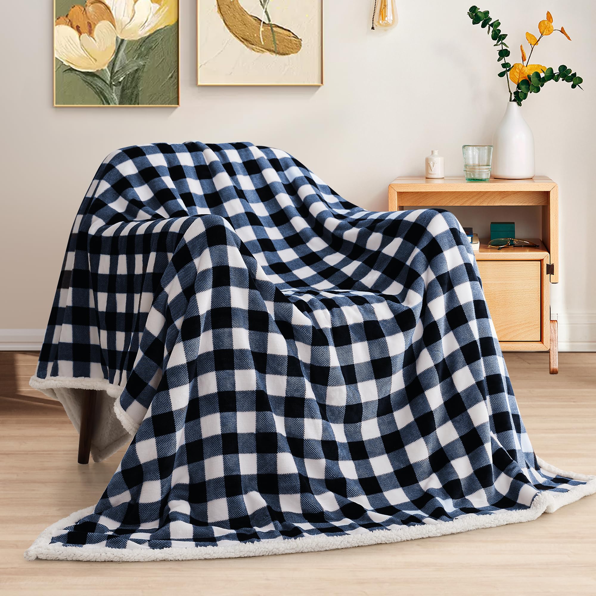 BEAUTEX Sherpa backing close-up highlighting plush warmth and soft texture
