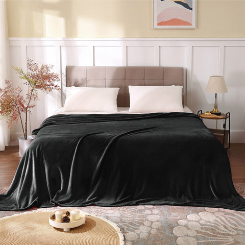 BEDELITE blanket close-up fabric texture highlighting plush softness