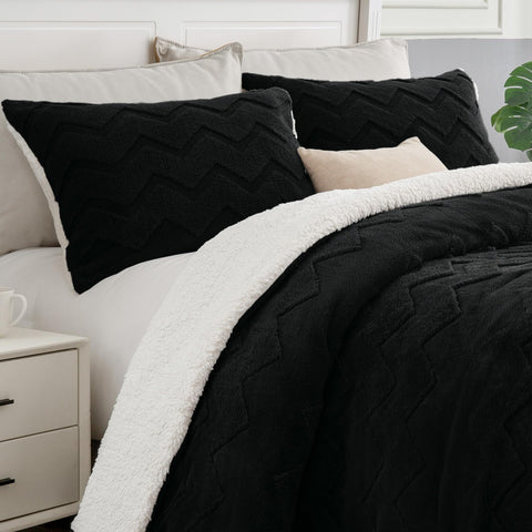 BEDELITE front view of black comforter showing full bed coverage and cozy look