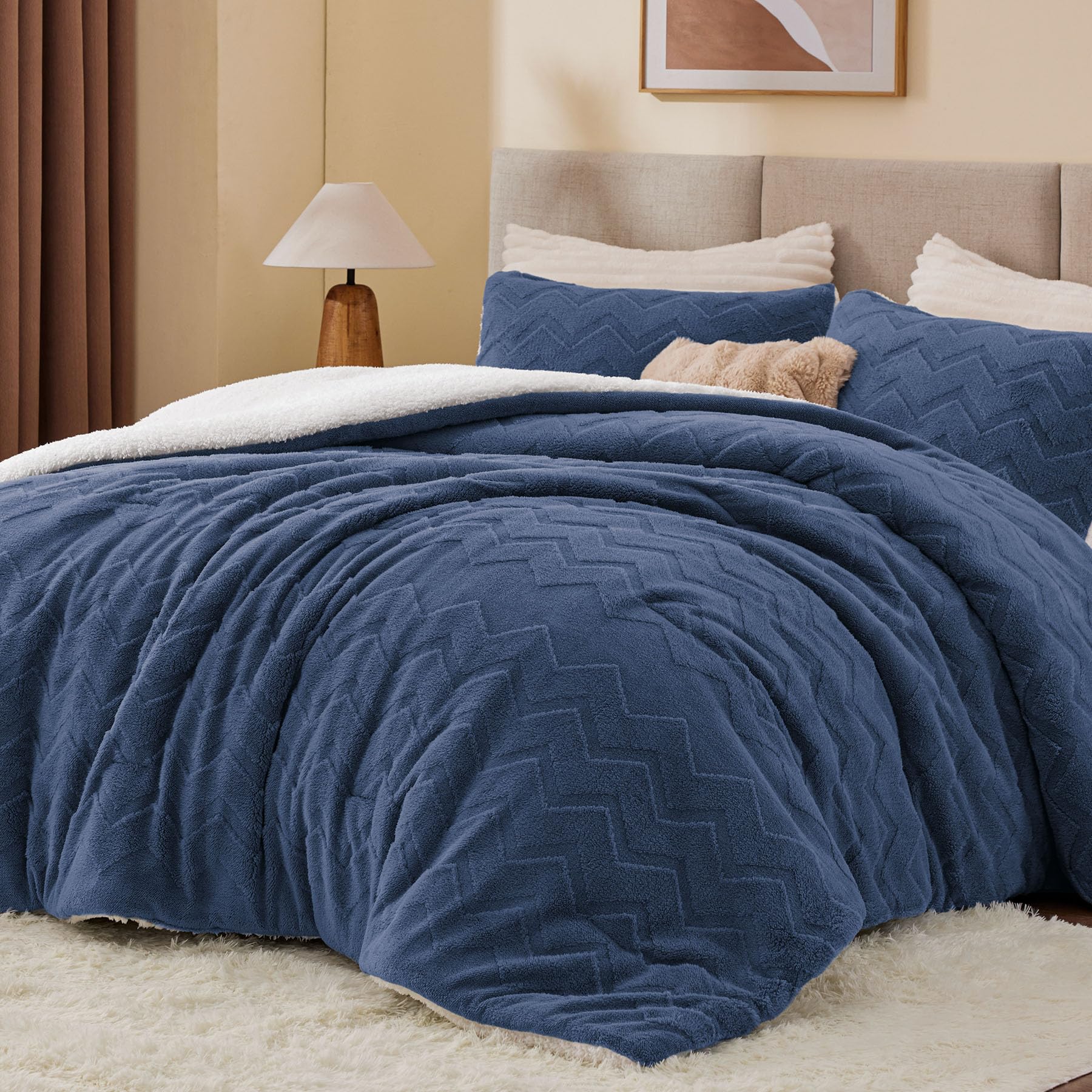 BEDELITE embossed W-pattern detail highlighting subtle texture and refined design