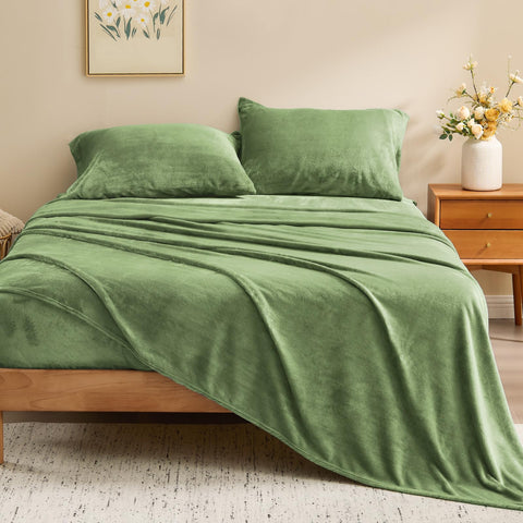 BEDELITE fitted sheet pocket close-up showing deep-pocket fit and secure hold