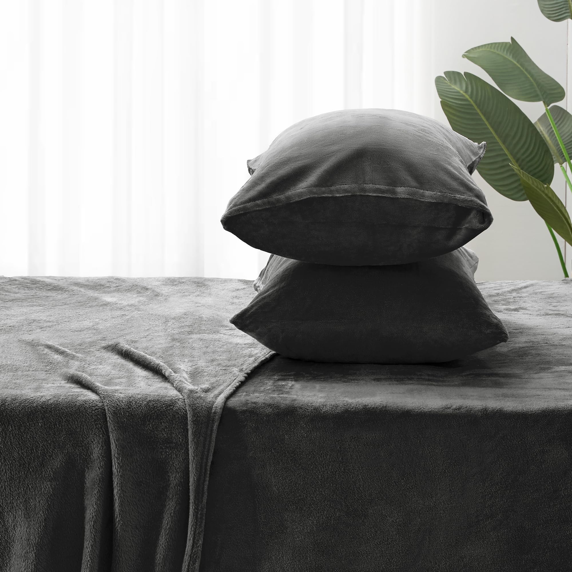 BEDELITE flat sheet spread across bed demonstrating full coverage