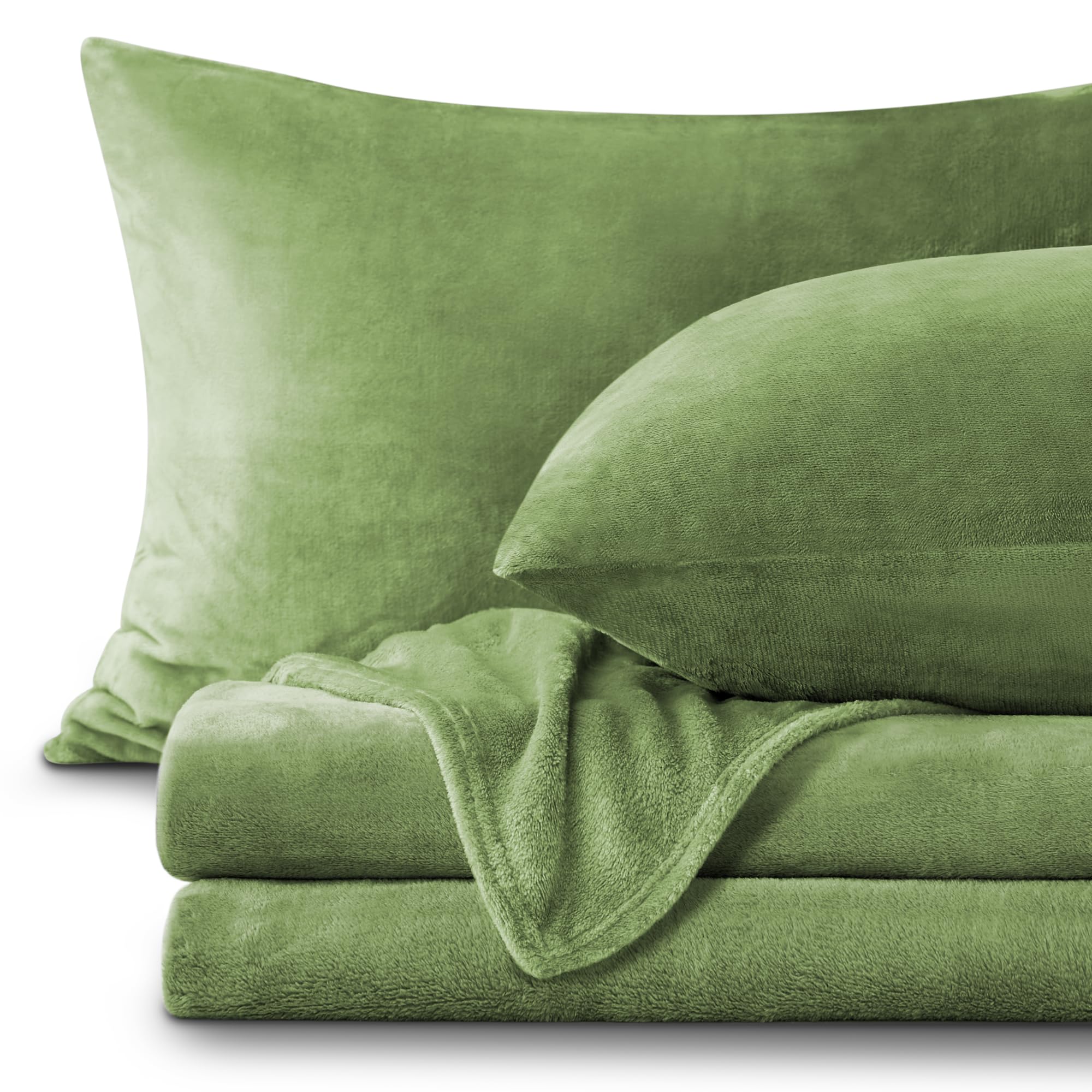 BEDELITE flat-lay of green queen set showing complete contents and cozy look