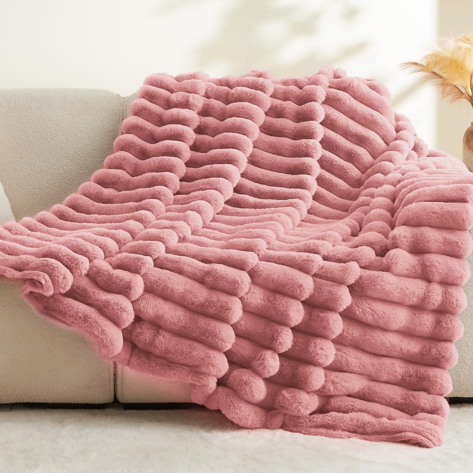 BEDELITE in a reading corner illustrating cozy relaxation benefits