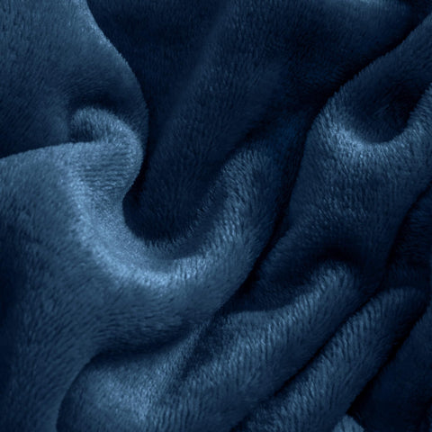 BEDELITE fabric macro view highlighting plush texture and warmth benefit