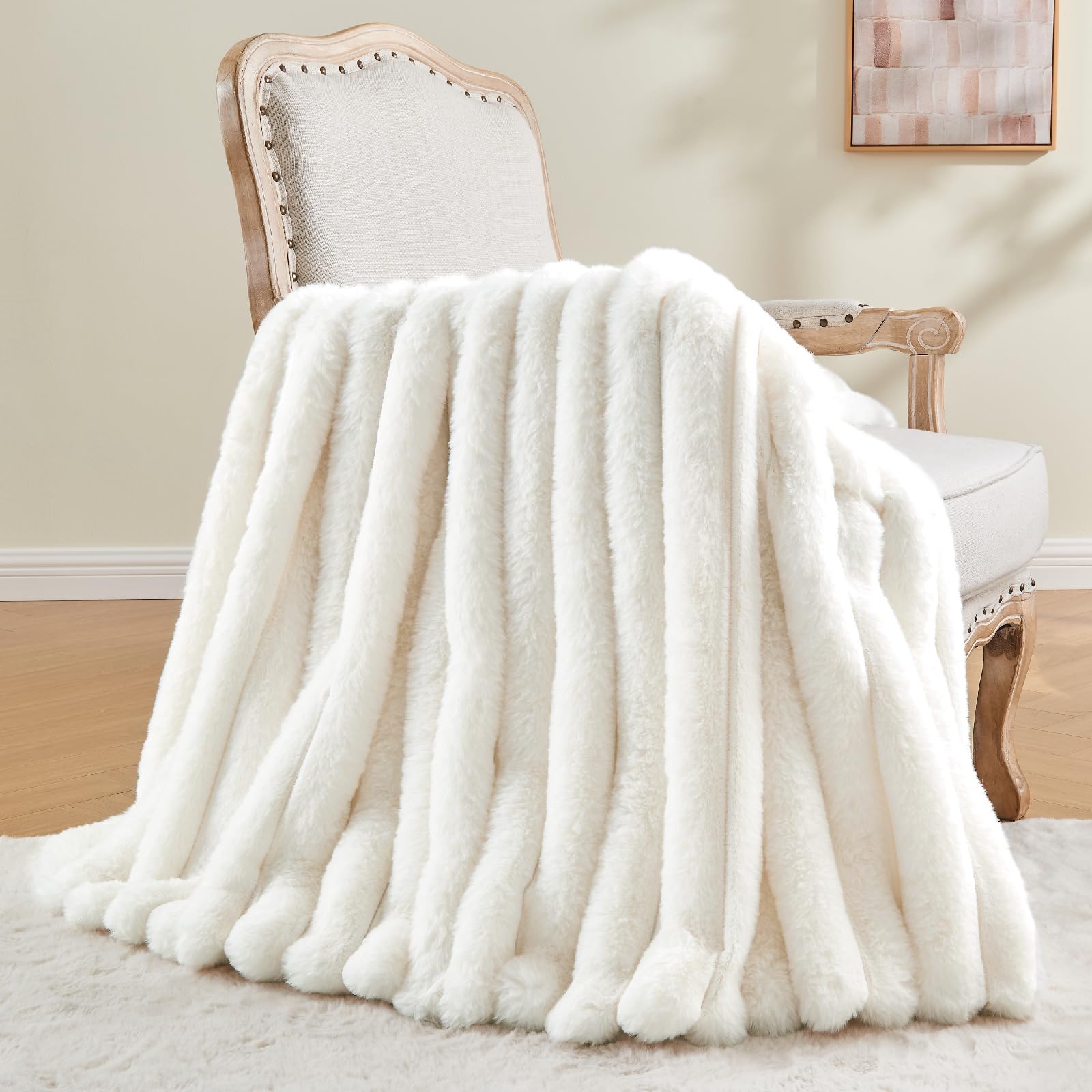 BEDELITE blanket on picnic showing portable warmth and style