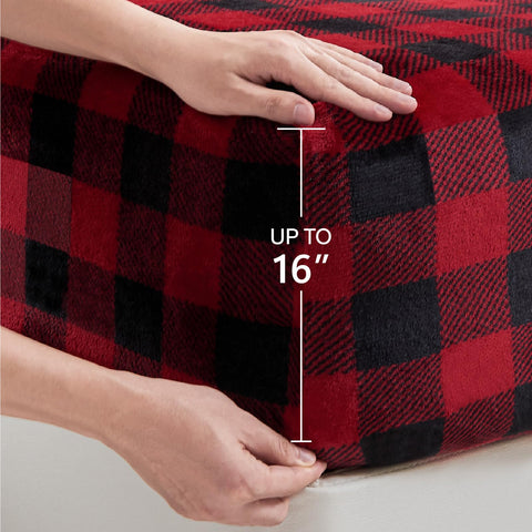 BEDELITE two pillowcases placed on bed showing matching warmth