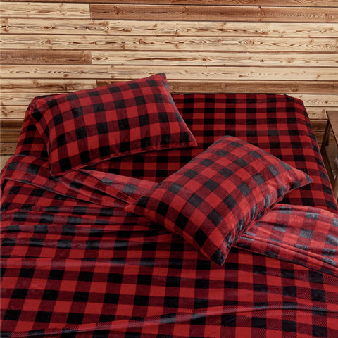 BEDELITE mattress with sheet showing size fit and pocket depth advantage