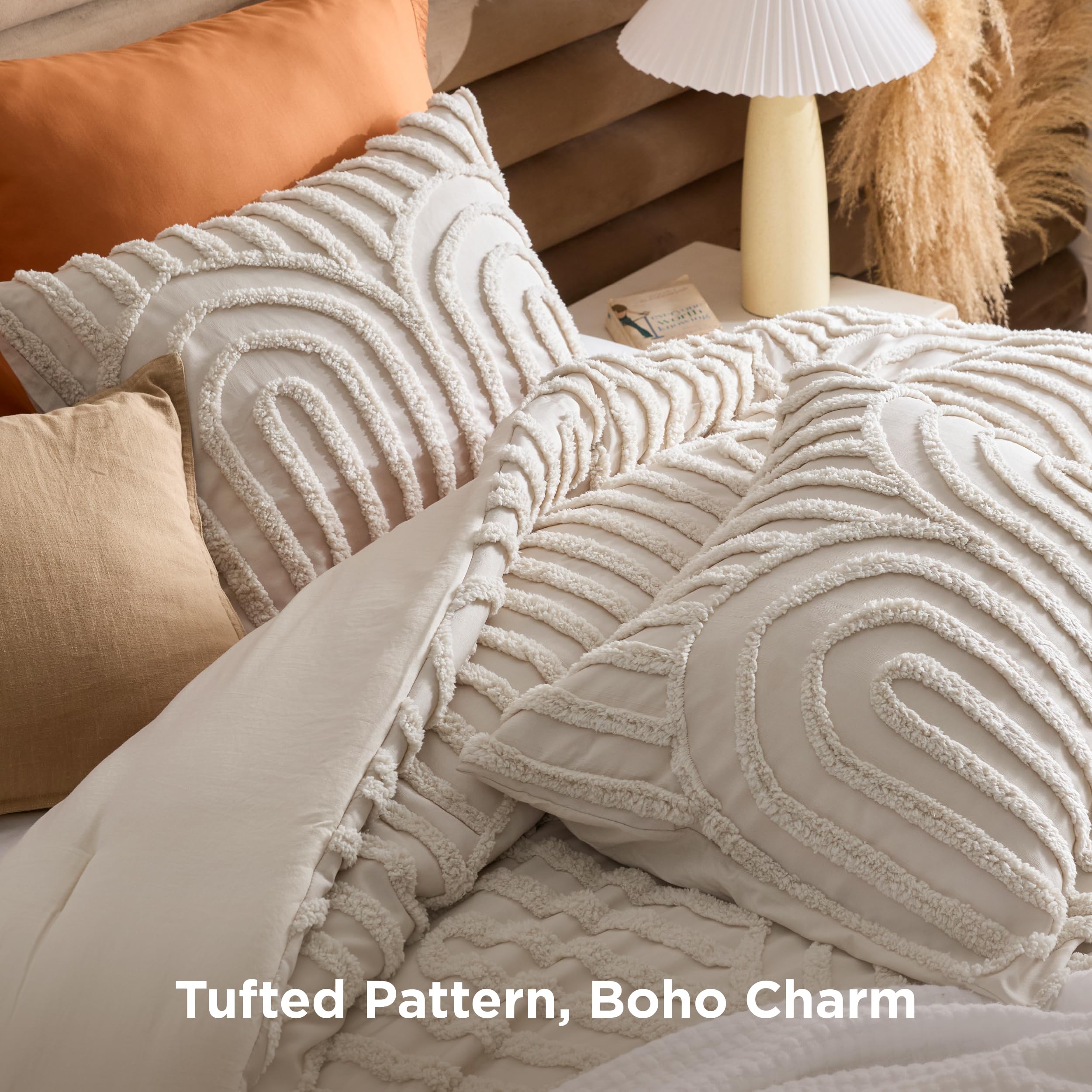 Bedsure close-up of arch tufting texture highlighting handcrafted depth