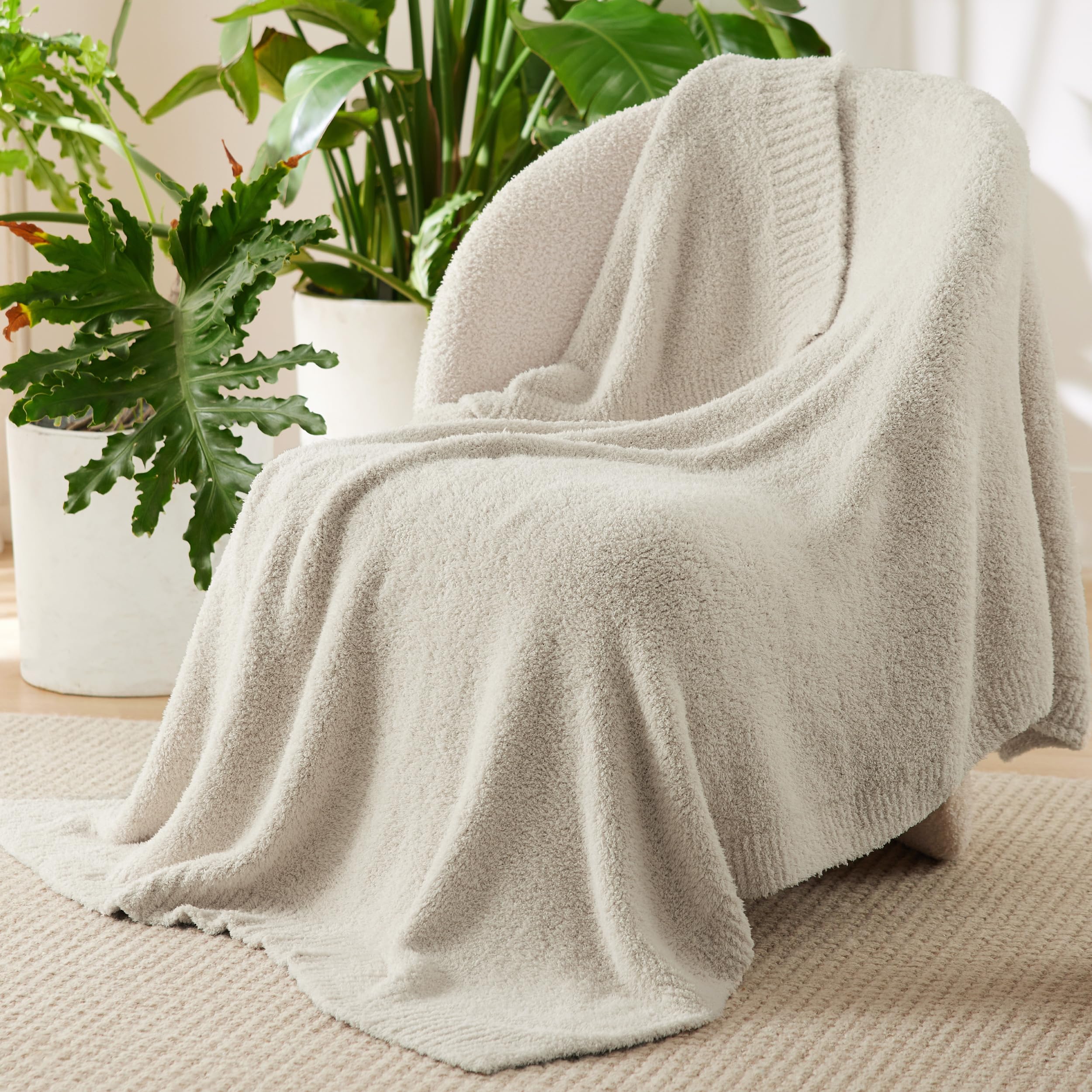 Bedsure close-up of knit texture highlighting soft microfiber pile and cozy touch benefit