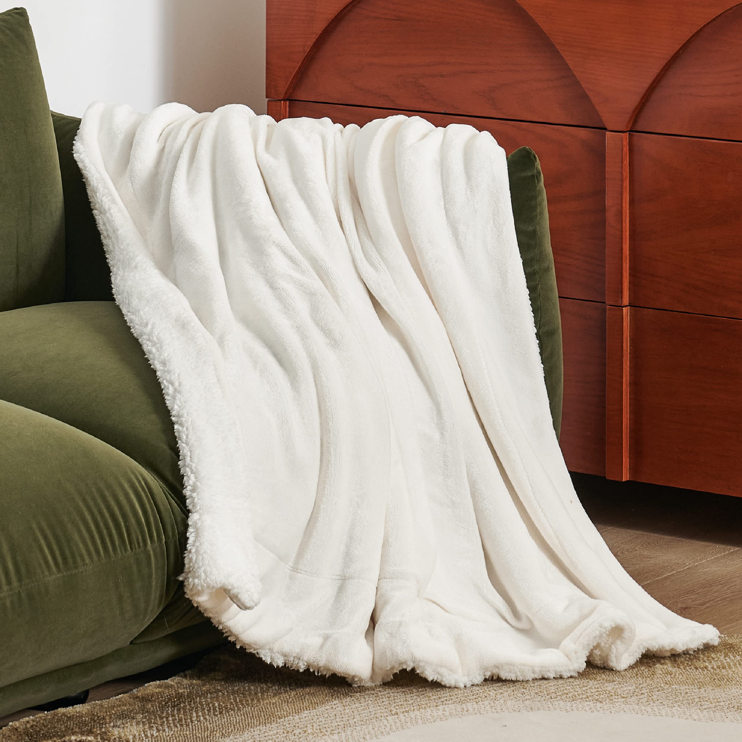 Bedsure flannel texture close-up displays silky touch benefit