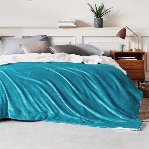 Bedsure flannel texture close-up highlighting smooth soft face