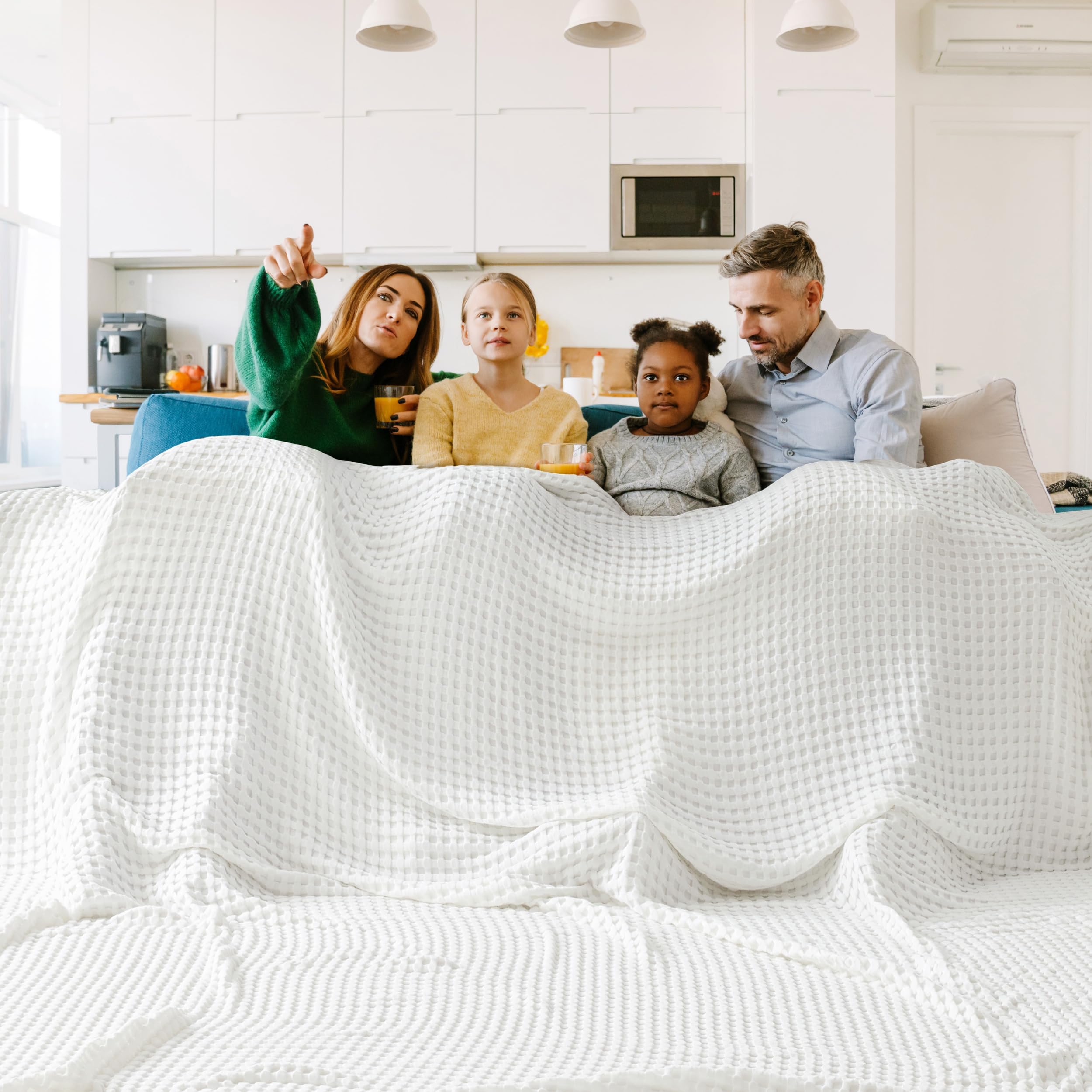 Bedsure folded blanket in gift-ready packaging ideal for gifting and easy unboxing
