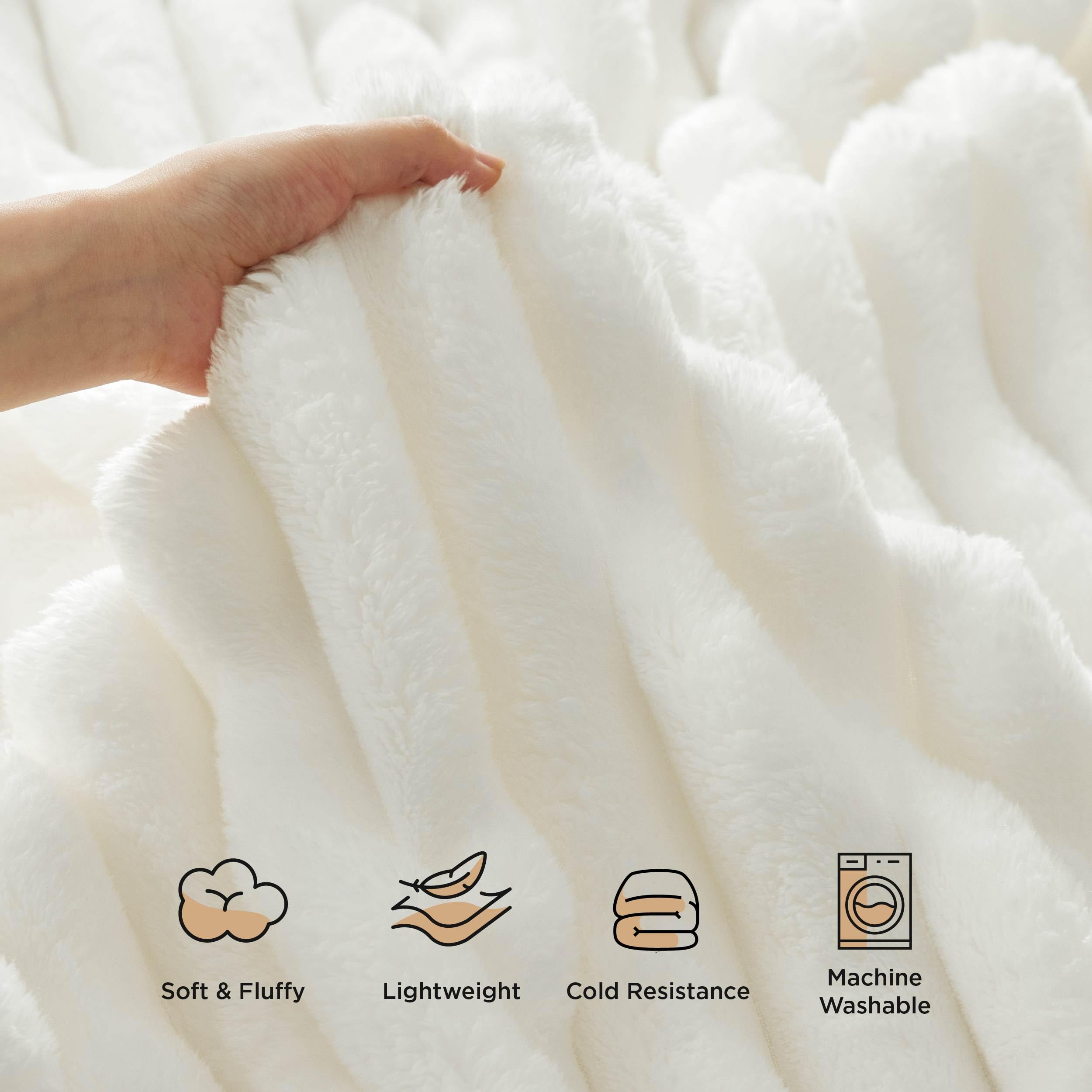 Bedsure wide stripe pattern detail enhancing visual luxury and depth