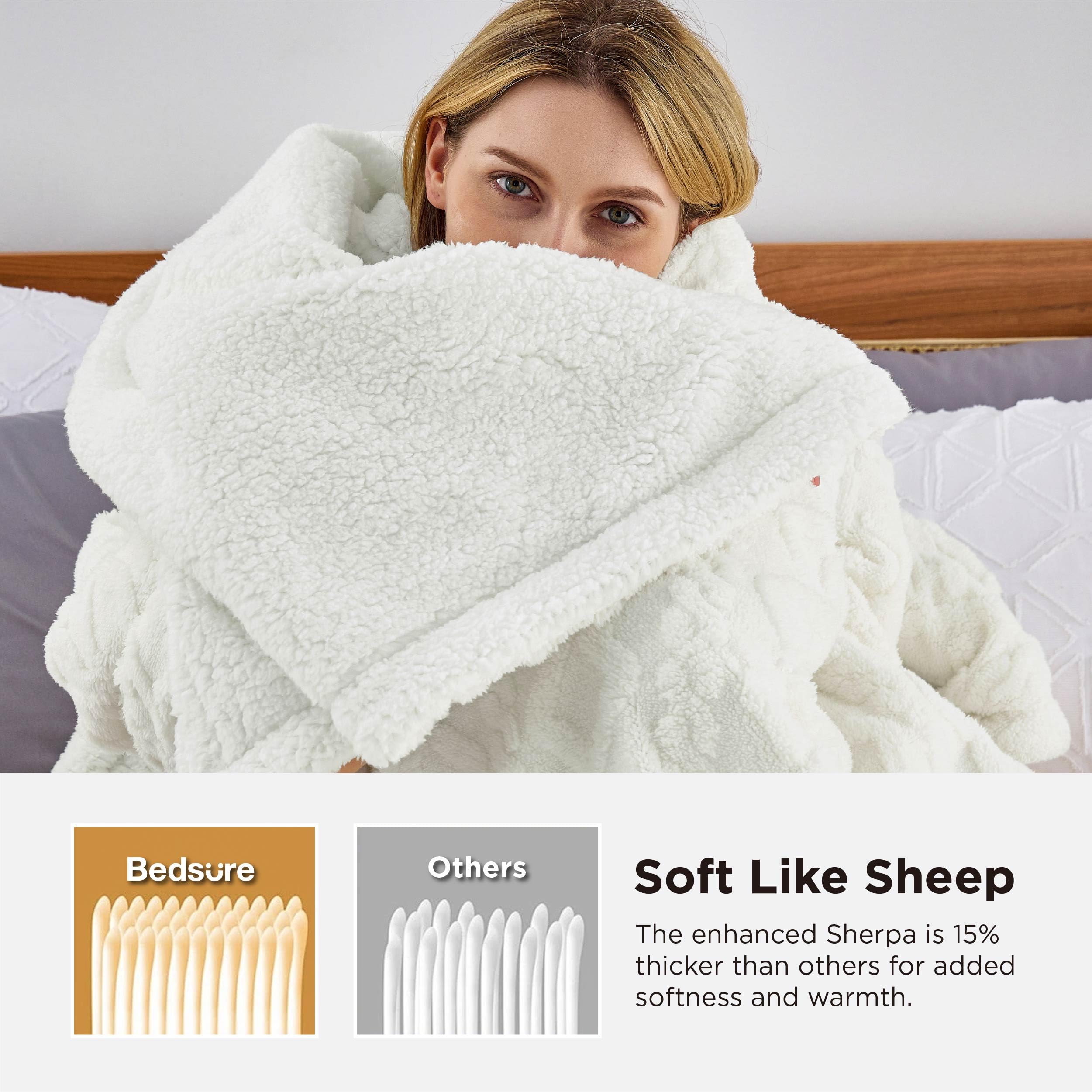 Bedsure cable tufted pattern detail highlights decorative depth and charm