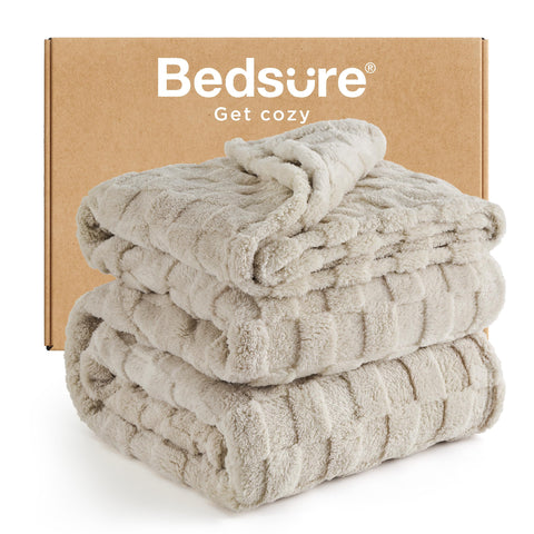 Bedsure blanket front view showing oatmeal checkered pattern and cozy appearance