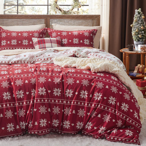 Bedsure front view of Christmas duvet cover showing snowflake stripe pattern and cozy look