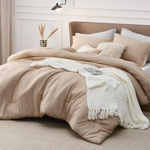 Bedsure close-up of brushed microfiber fabric highlighting soft texture and comfort