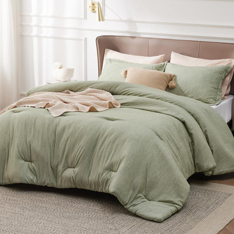 Bedsure close-up of brushed microfiber illustrating soft feel and comfort