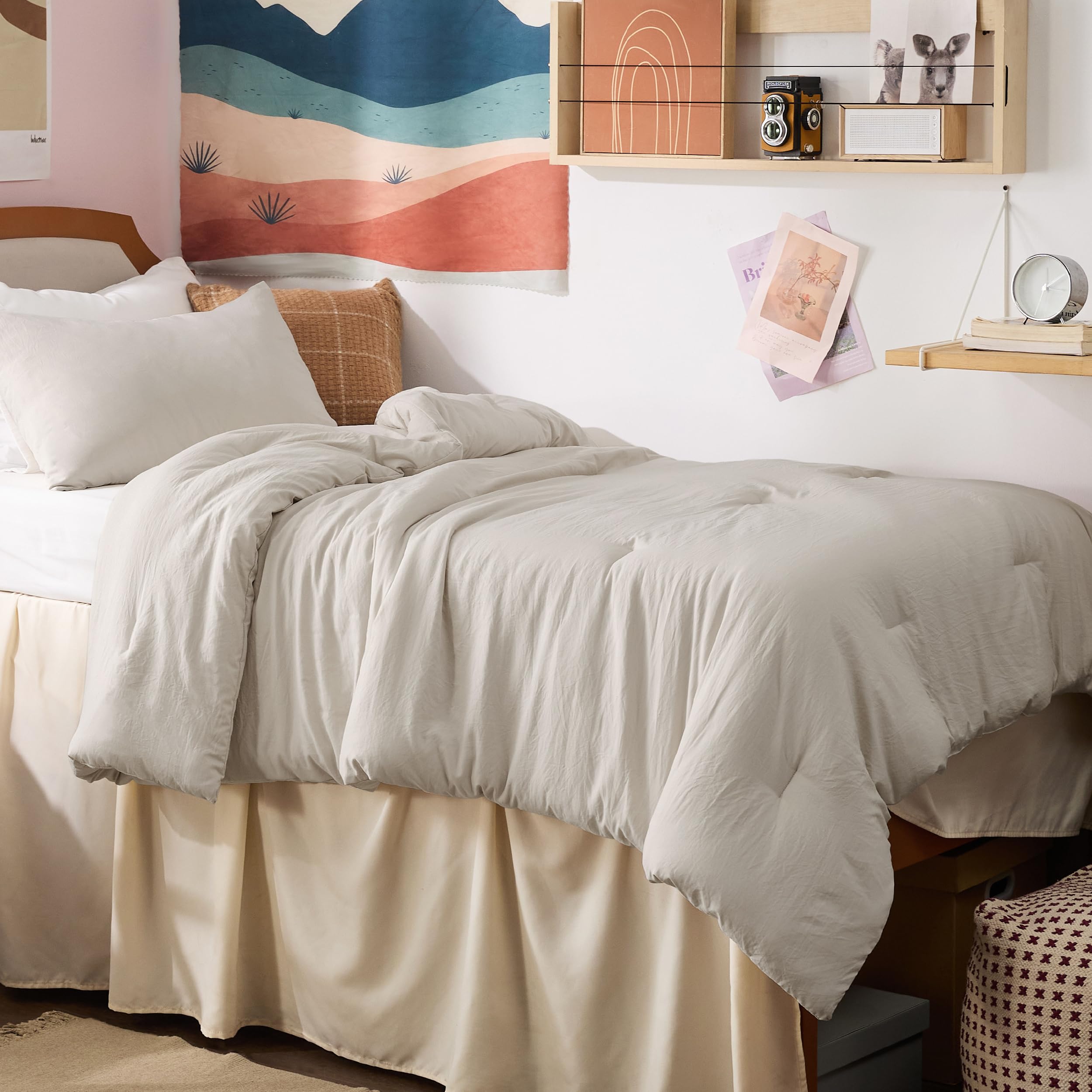 Bedsure close-up of cotton-like texture highlighting gentle skin comfort