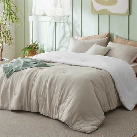 Bedsure comforter close-up of soft prewashed texture for immediate comfort