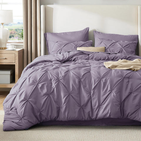 Bedsure comforter fabric close-up highlighting softness and quiet feel