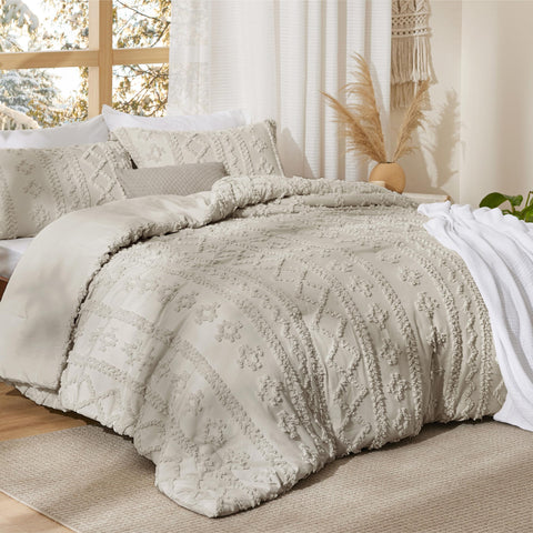Bedsure corner detail highlighting embroidered tufts for added texture and charm