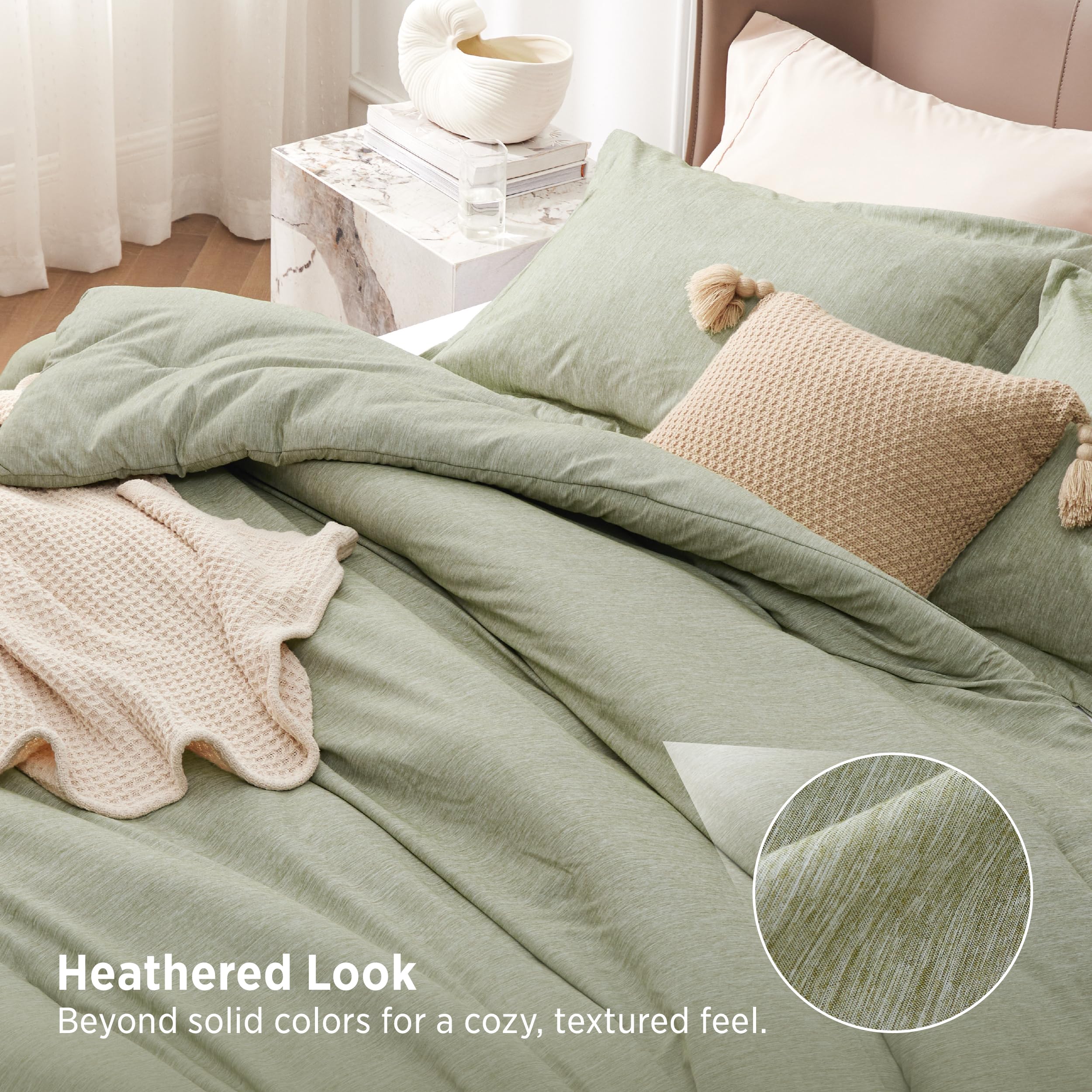 Bedsure corner loop detail that secures comforter inside a duvet cover
