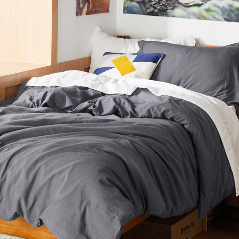 Bedsure interior corner ties shown preventing comforter bunching