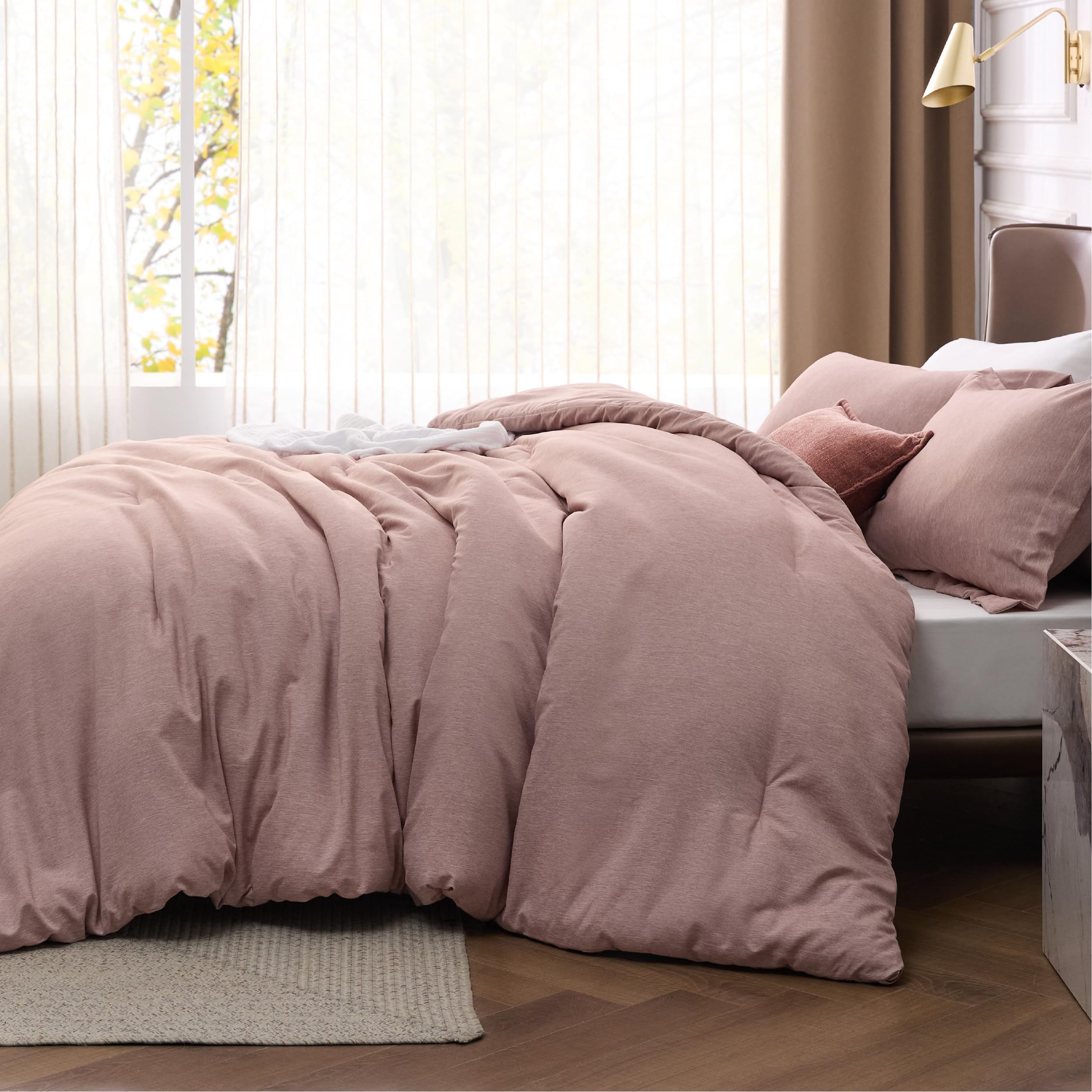Bedsure dusty pink label and fabric care shows washing instructions clearly