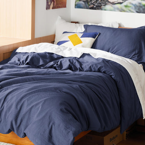 Bedsure interior corner ties image showing stable comforter anchoring