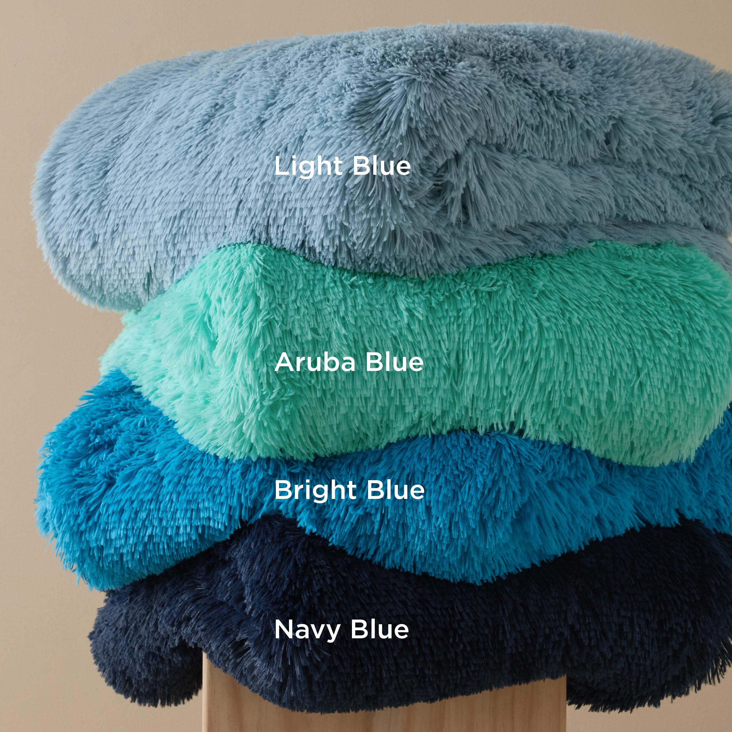 Bedsure edge and stitch detail showing durable hem and lasting structure