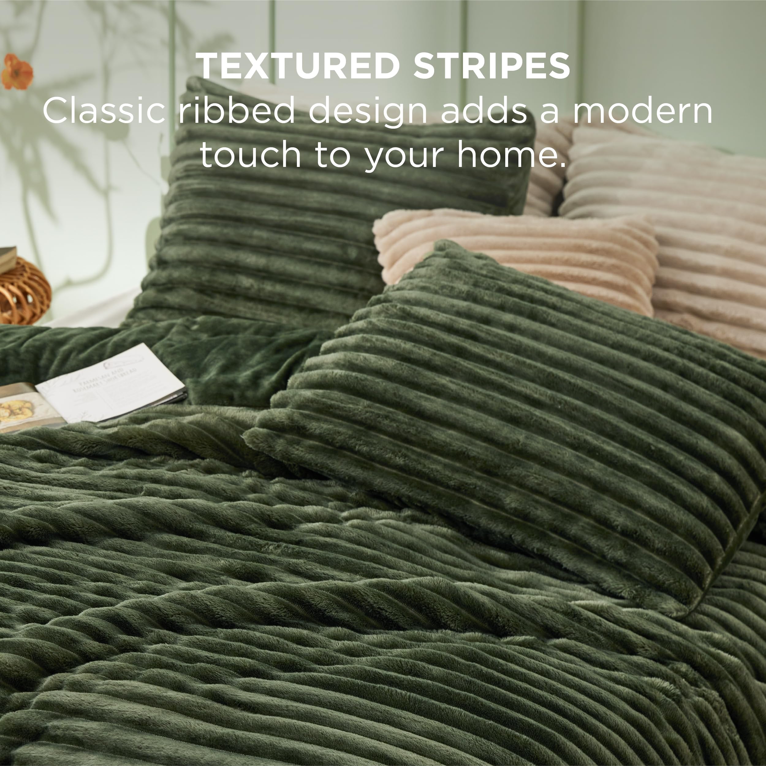 Bedsure edge stitching close-up showing durable finish and neat construction