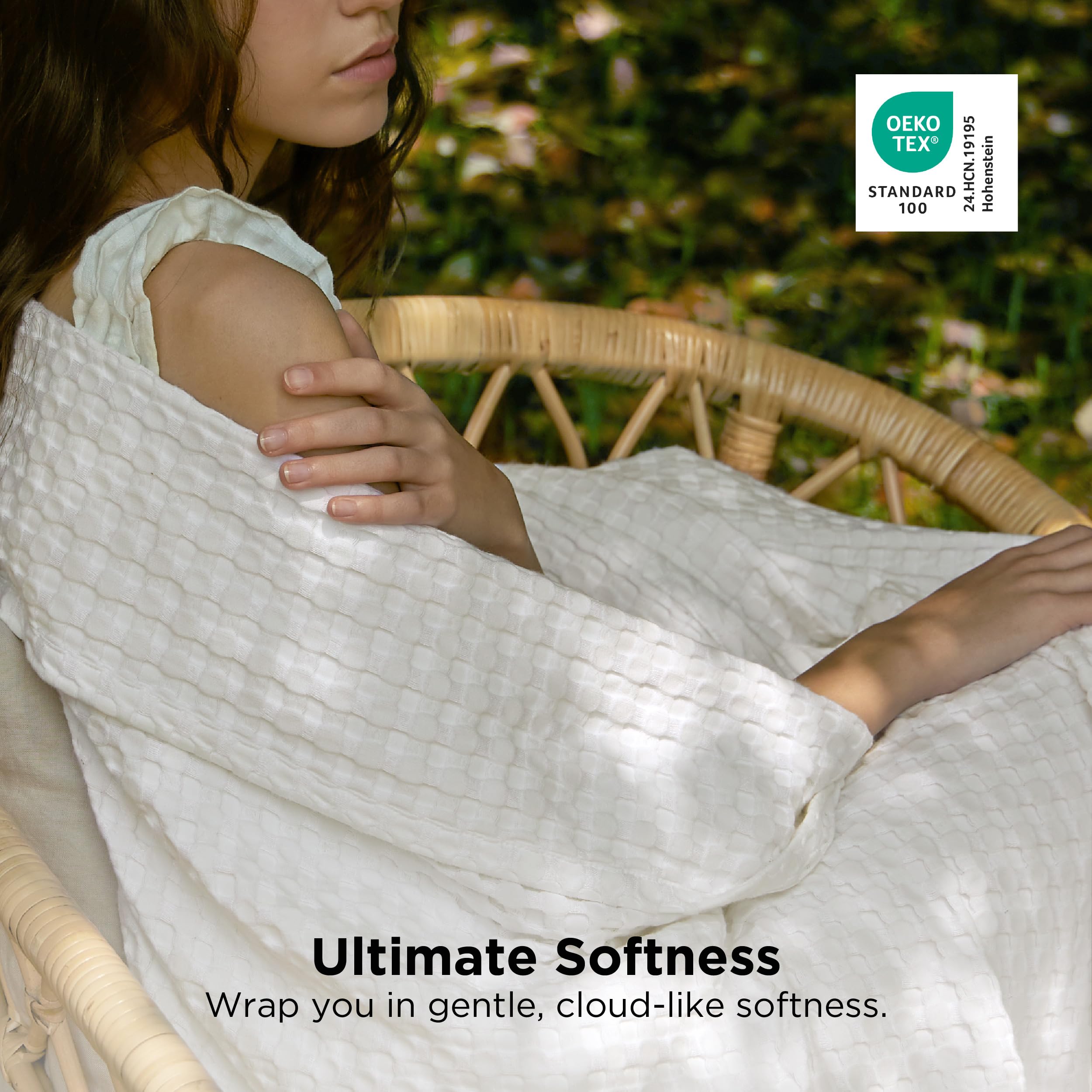 Bedsure folded blanket scale comparison showing XL size and generous coverage