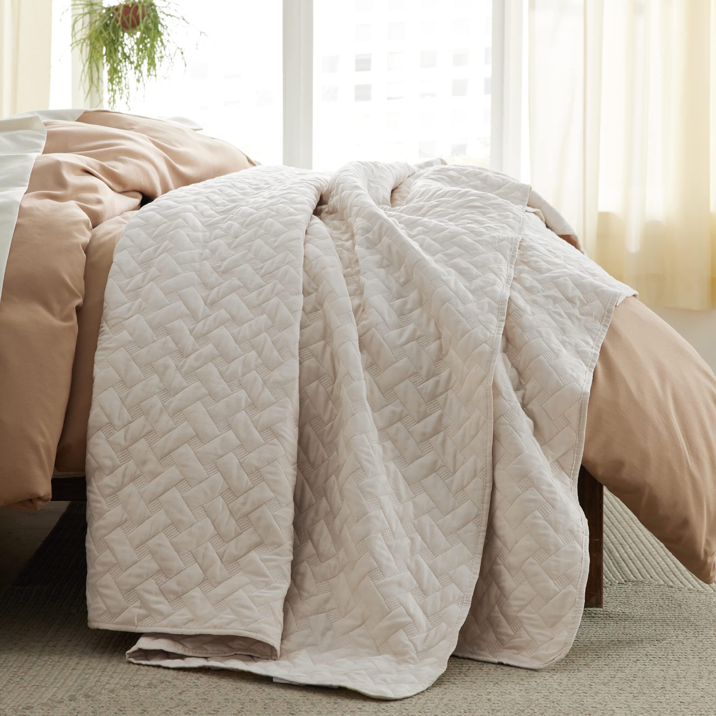 Bedsure quilt folded to show compact storage and travel friendliness