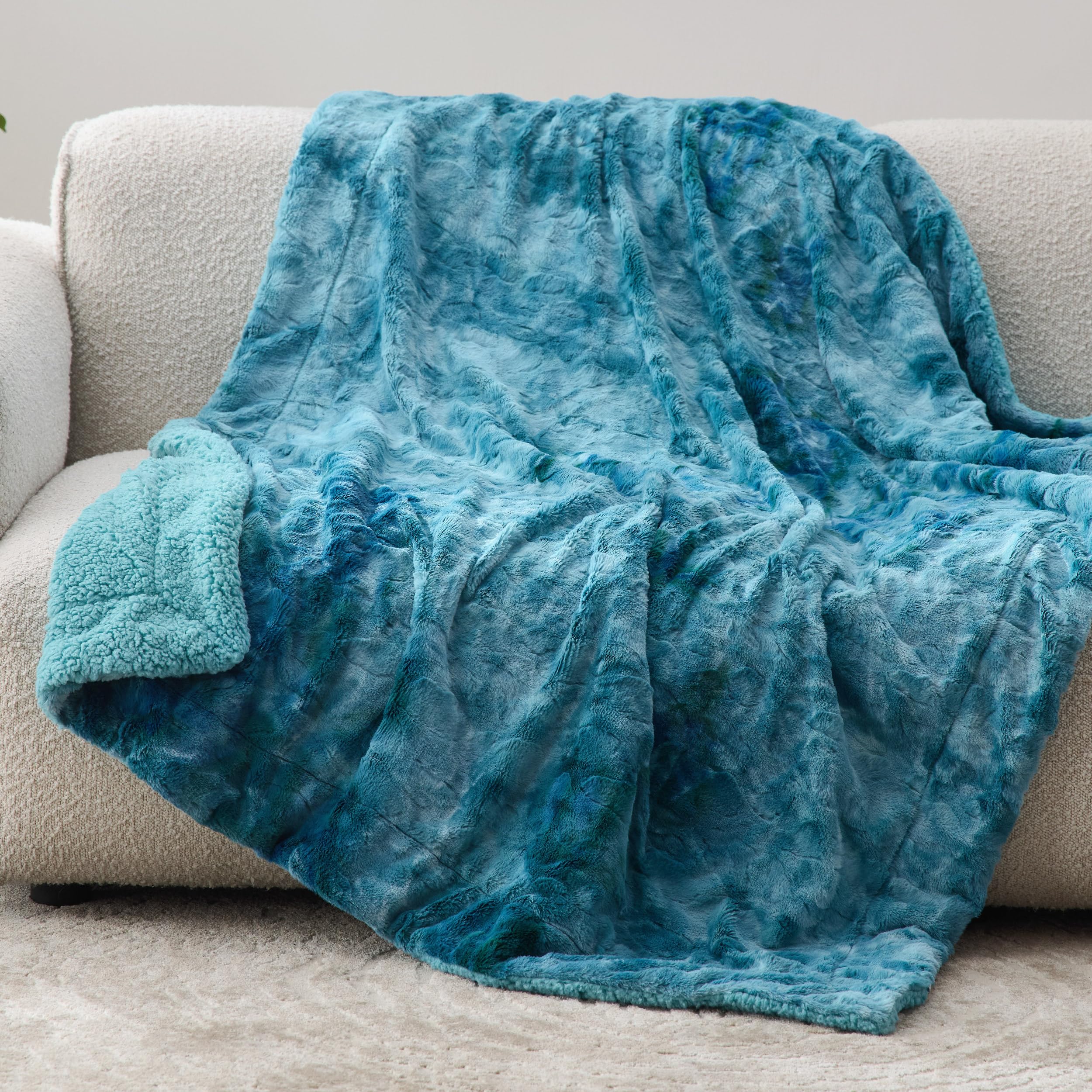Bedsure folded blanket illustrating compact storage and practical size