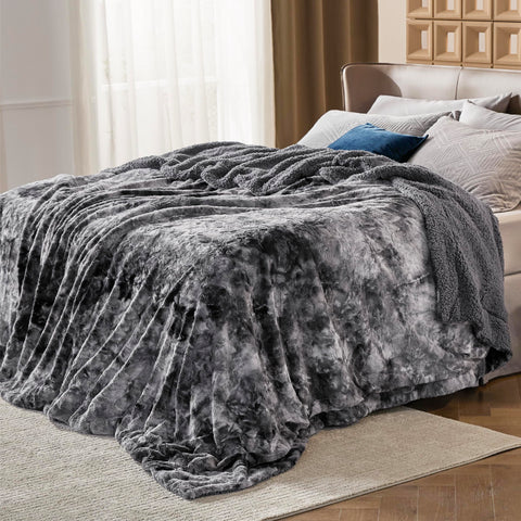 Bedsure folded tie-dye pattern displaying colors and easy-style upgrade benefit