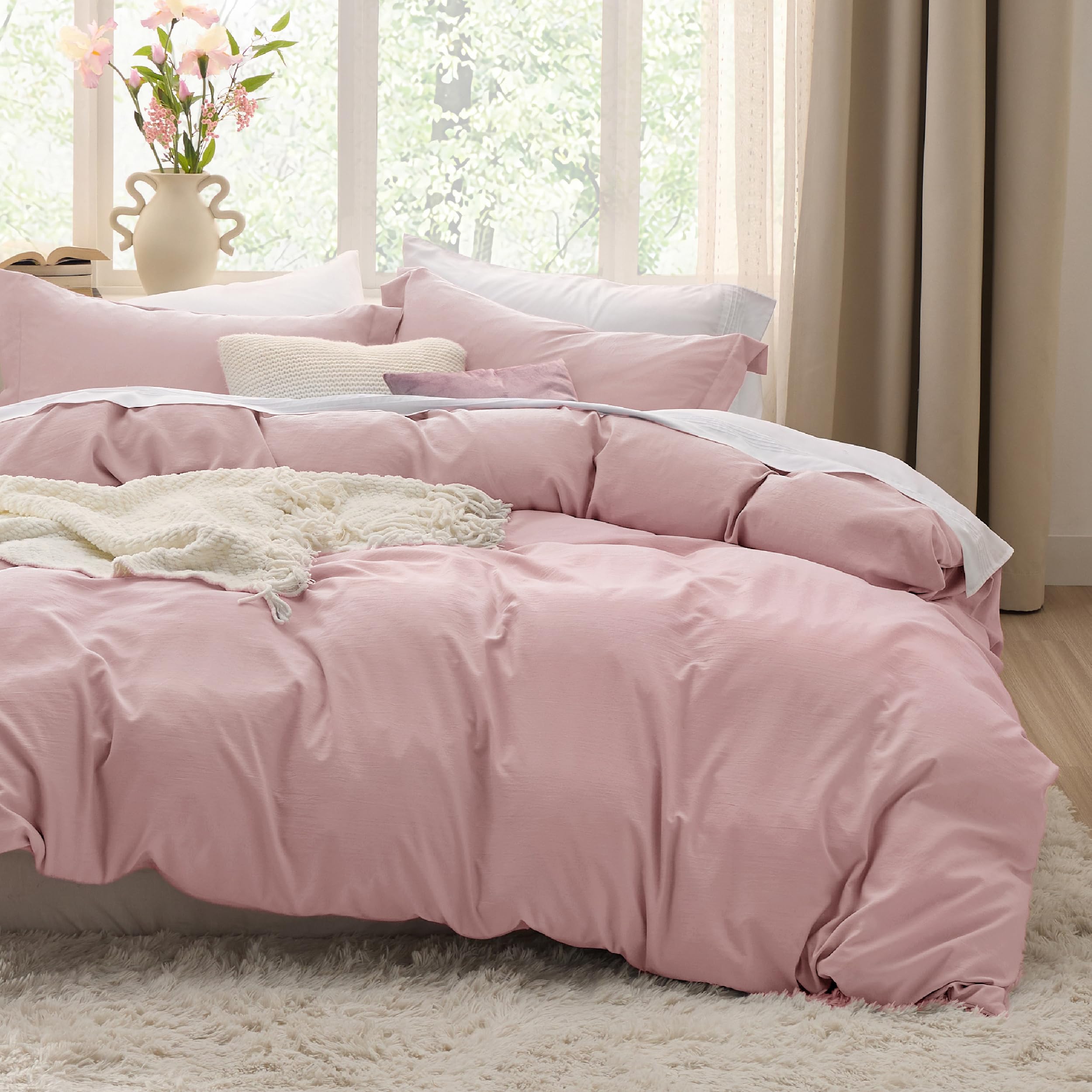 Bedsure front view of queen duvet cover showing pink color and neat finish for easy styling