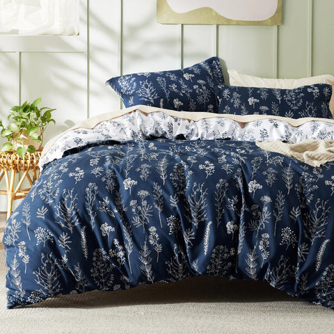 Bedsure front view of duvet cover showing reversible styling and neat fit