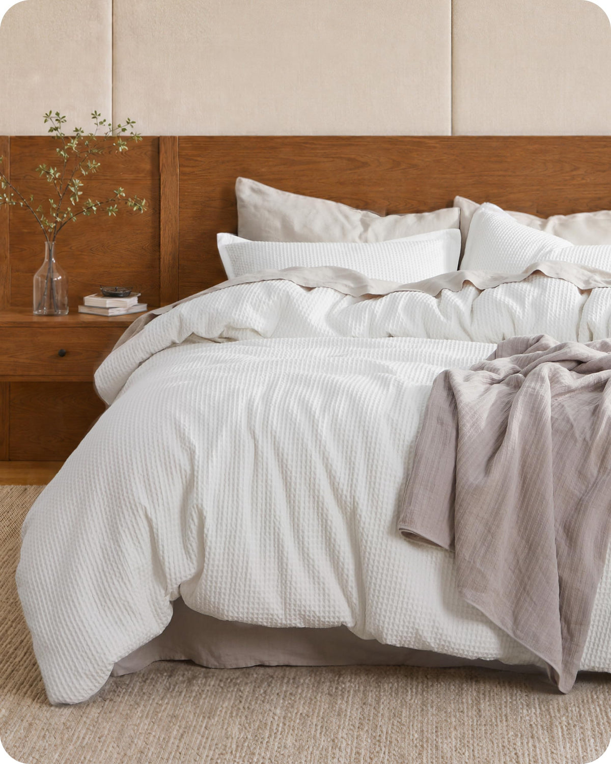 Bedsure front view of white duvet cover showcasing clean look and breathable comfort