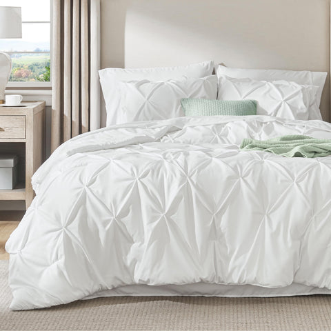 Bedsure comforter close-up of brushed microfiber texture for soft, quiet sleep